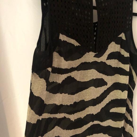 Cabi Shirt Womens Size Small Black Zebra Trivola Top Flowy Ladies Casual 5046 - Picture 4 of 5